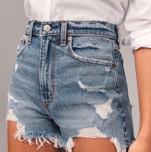 Abercrombie and Fitch High Rise Mom Shorts - Picture 1 of 8